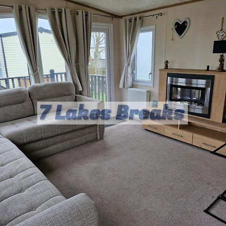 7 Lakes Breaks At 7 Lakes Country Park Crowle  外观 照片
