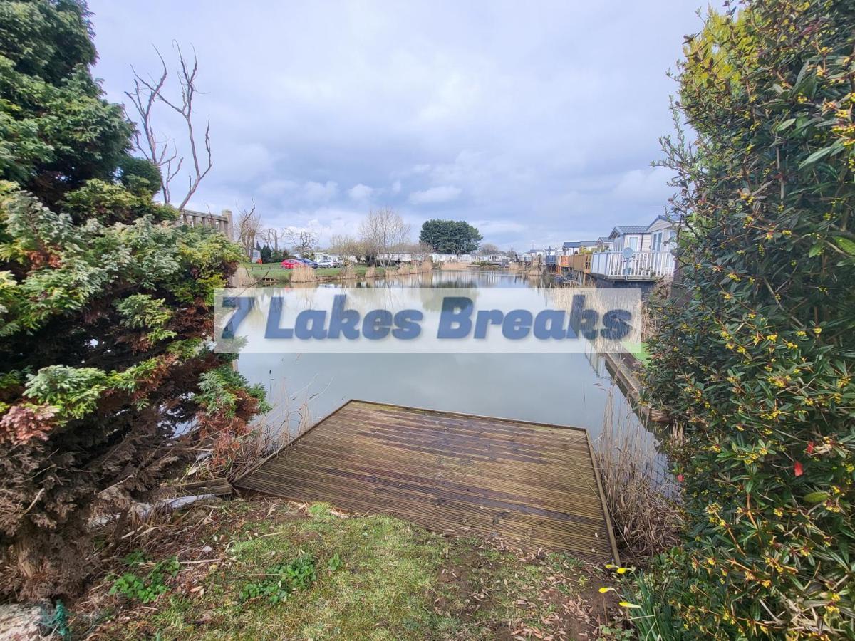 7 Lakes Breaks At 7 Lakes Country Park Crowle  外观 照片