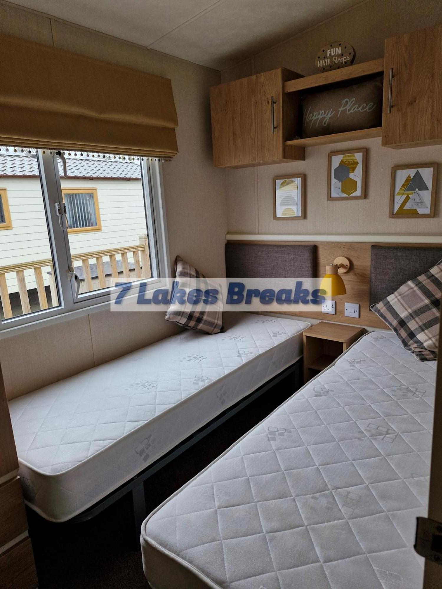 7 Lakes Breaks At 7 Lakes Country Park Crowle  外观 照片